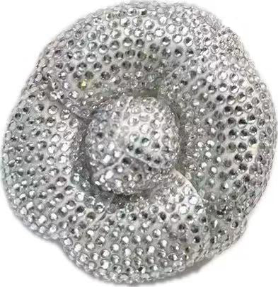 21 K JENNIE SAME STYLE POSTER SILK HOT-FIX DIAMOND WHITE CAMELLIA BROOCH